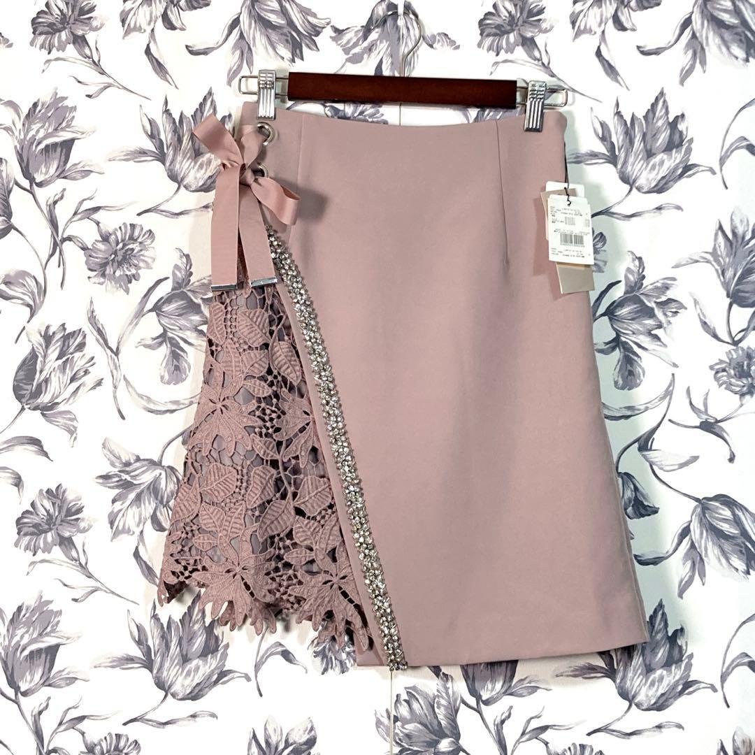 New with tag [LILY BROWN] CANDY STOCK Bijou lace skirt