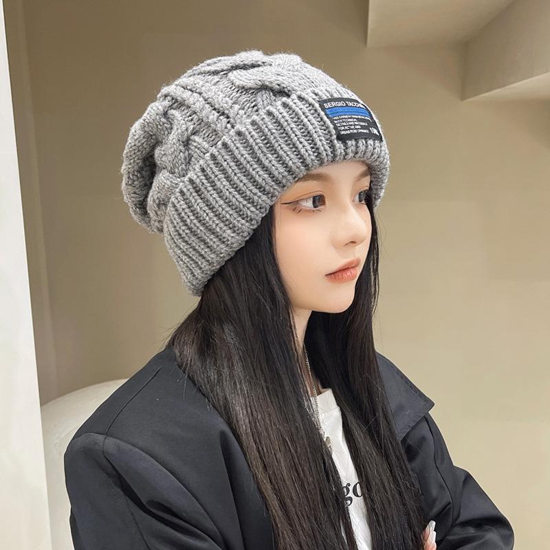 

Корейская версия новой осенне-зимней шапки для женщин, модная вязаная шерстяная шапка с надписью, зимняя уличная теплая студенческая average size