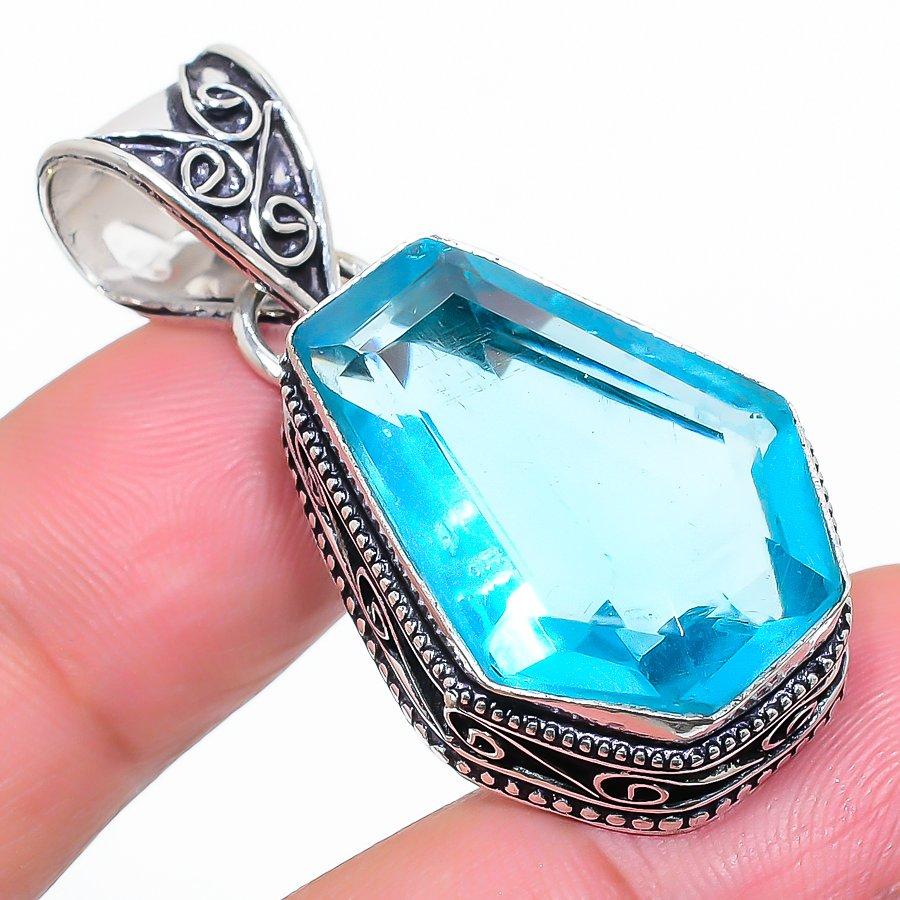 

Coffin Swiss Blue Topaz Gemstone Handmade Ethnic Jewelry Pendant 1.77 VR-3075