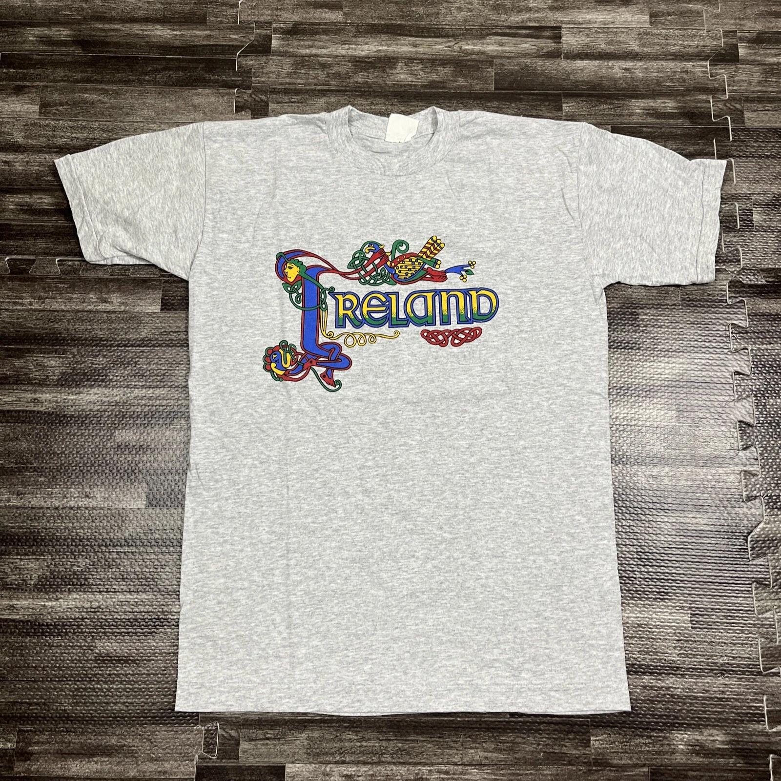 

Vintage 90s Ireland Souvenir Tshirt Single Stitch Grey Medium VTG Unisex 4XL