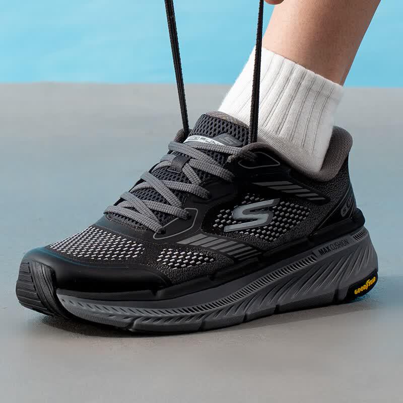 Мужские беговые кроссовки Skechers 7/24 9