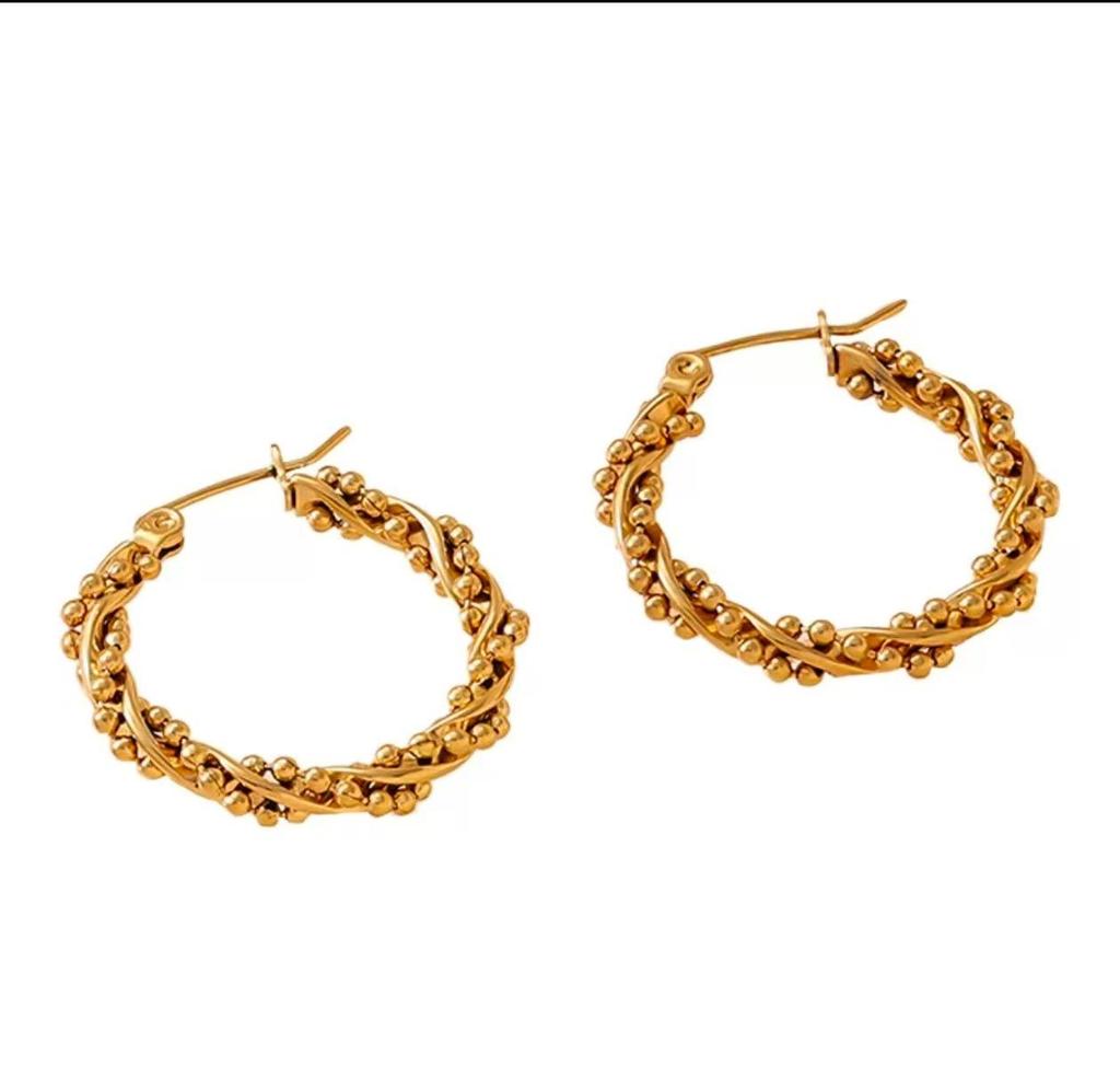 Solmayan Altın Fransız Retro Burgu Paslanmaz Çelik Küpeler - Çok Yönlü ve Sade Stil