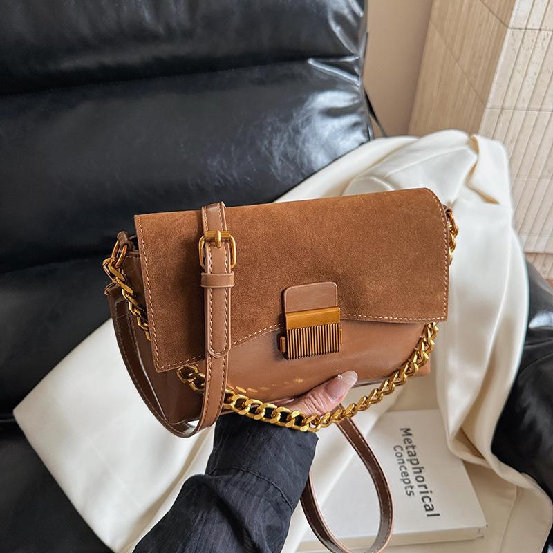 

Retro simple chain handbag women s bag 2025 new high-end small square bag versatile crossbody mobile phone bag коричневий