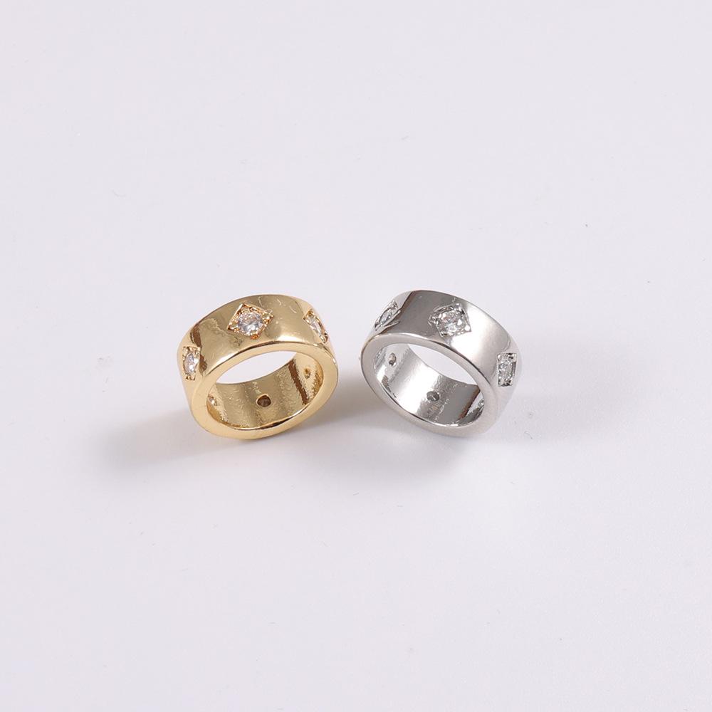 Elegante Ciondolo Bicolore con Strass - Anello Moda Unisex Oro e Argento