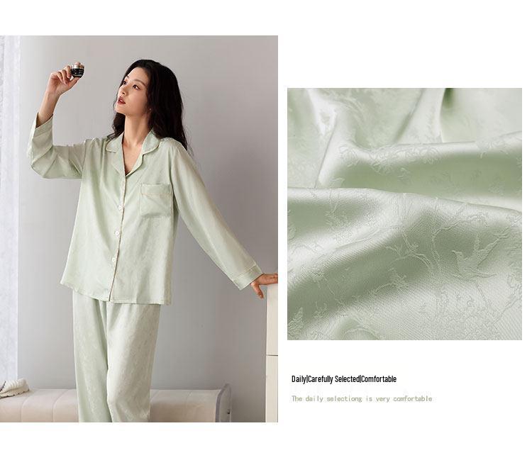 Women's Ice Silk Pajama Set: Spring & Autumn Long Sleeve, Light Luxury Style, Suitable for Indoor & Outdoor Wear.
