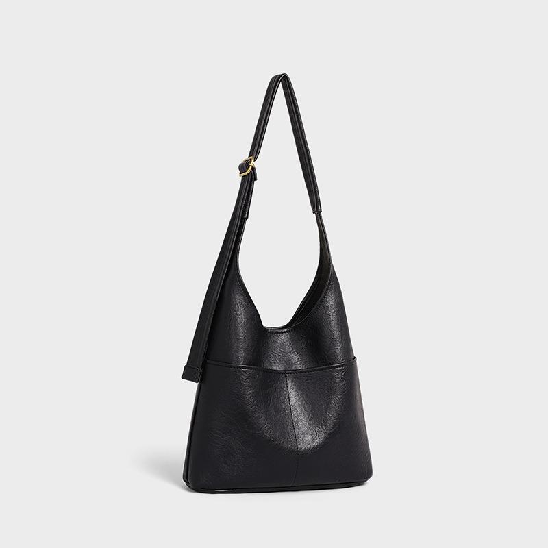 Tote bag new women's bag autumn and winter large-capacity bucket bag retro commuter shoulder armpit bag luggage