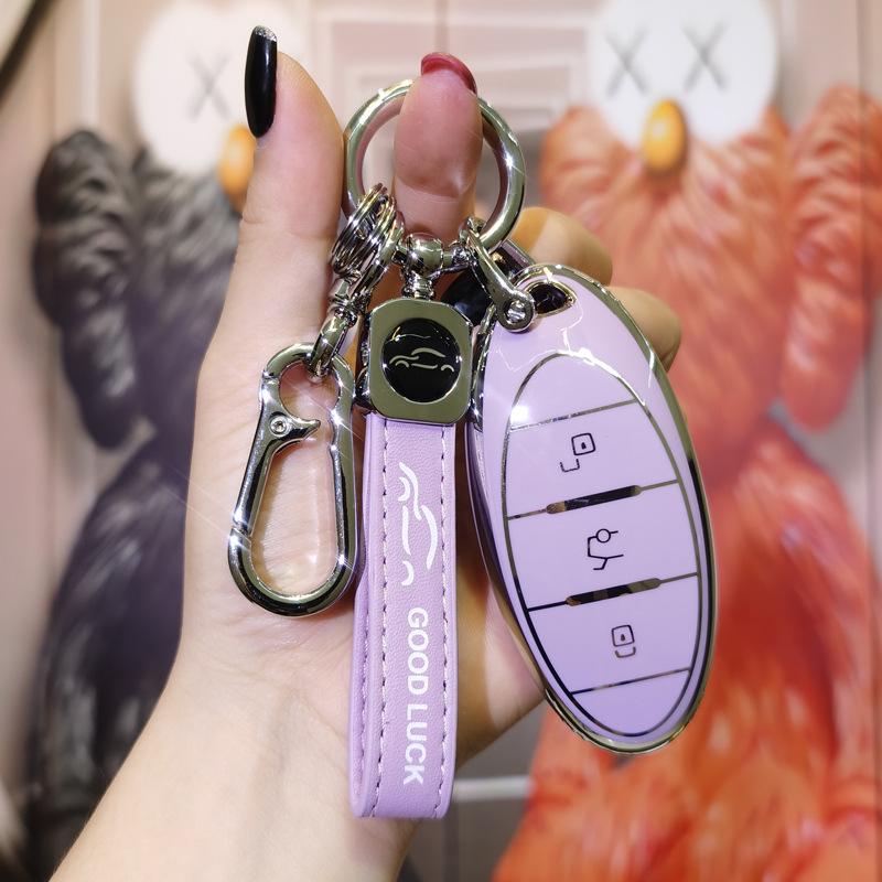 Universal FAW Bestune T77/T99/B70/T55/T33 Car Key Cover with Creative Buckle for Men and Women