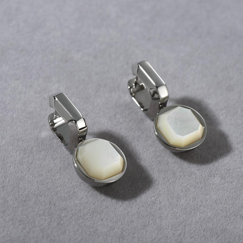 Personalized Simple Copper-Plated Platinum Inlaid White Fritillary Pendant Square Ear Buckle Earrings Fashion Temperament Earrings Women