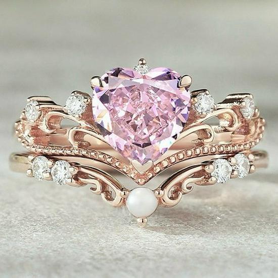 Rose Gold Crown Couple Rings with Pink Heart Zircon – European and American Style