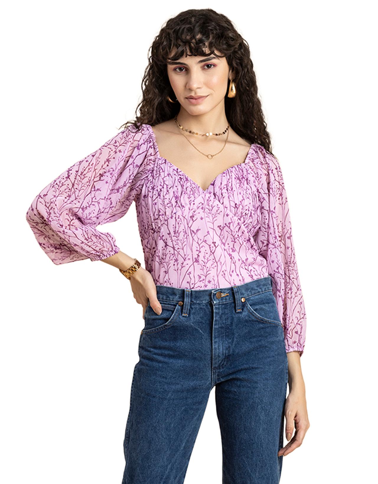 

Жіночий топ із рюшами Moomaya з принтом, виріз у формі серця, укорочені довгі рукави XS рожевий