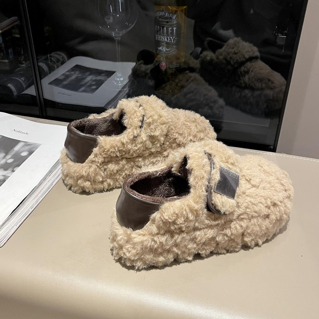 Lamb casual high-end fluffy shoes children's 2025 autumn and winter new outer wear thick-soled one-pedal Doudou cotton shoes