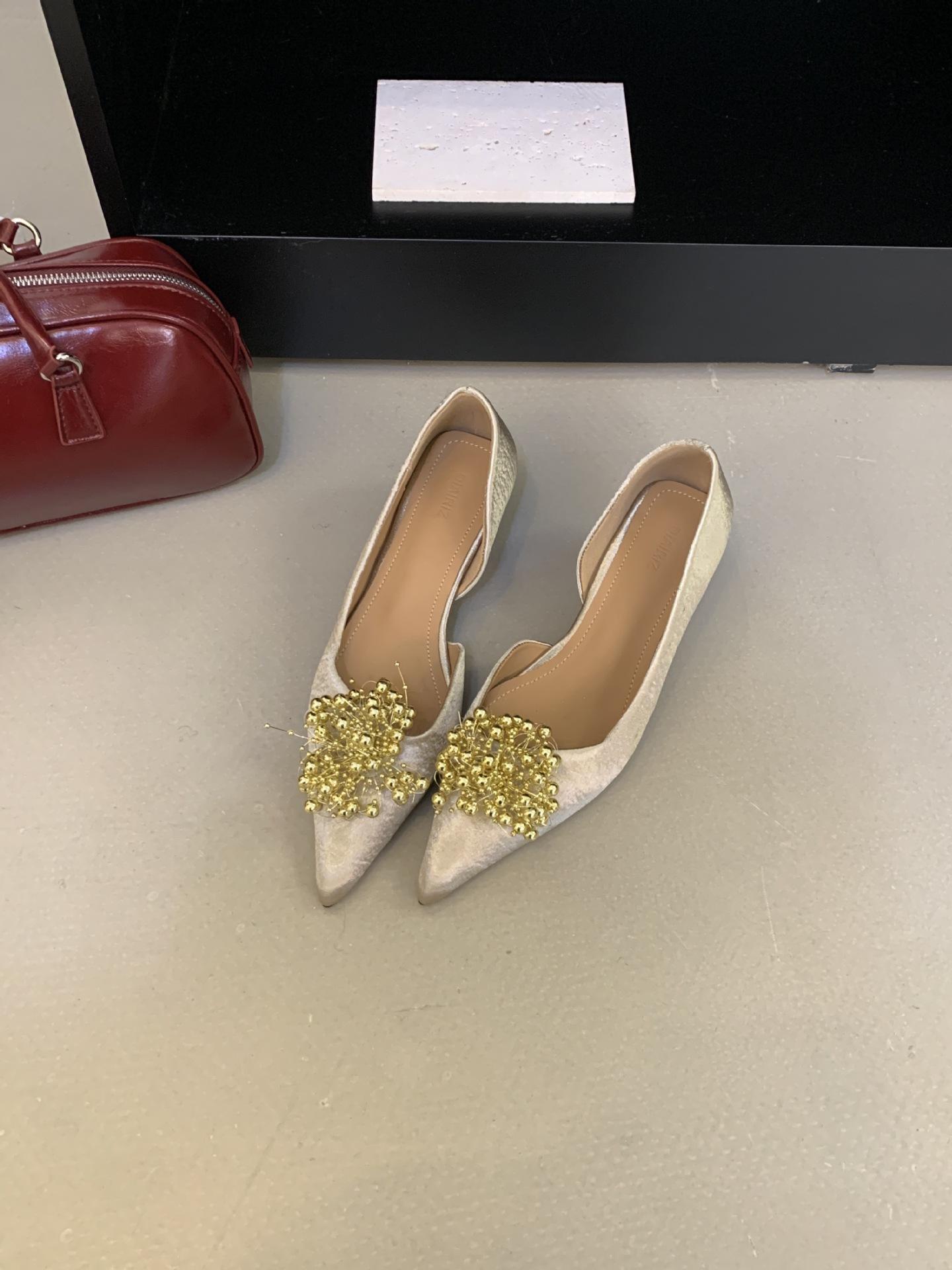 Women s Pointed Toe Kitten Heel Floral Shoes - Fashionable Footwear 35