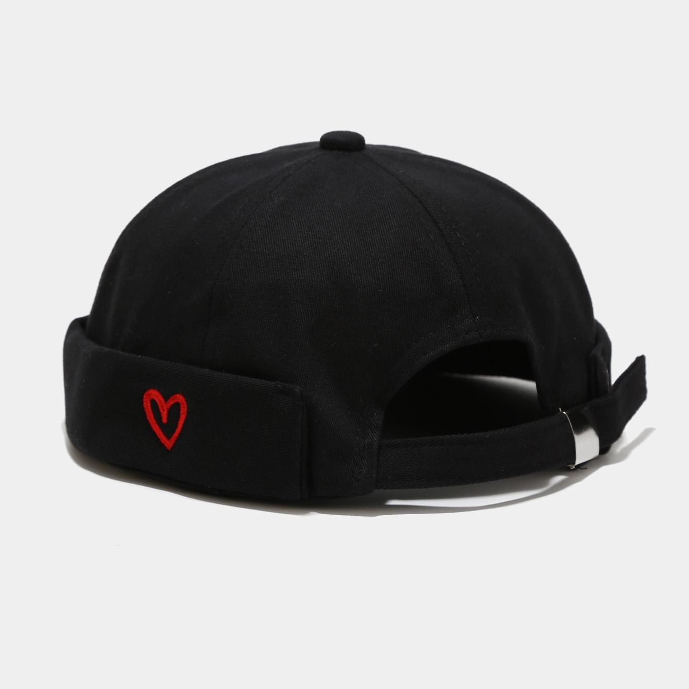 

INS Literary Style Heart Love Label Docker Cap Vintage Brimless Hat Skullies Cap Beanie Hats Landlord Sailor Cap Men and Women 56-58cm
