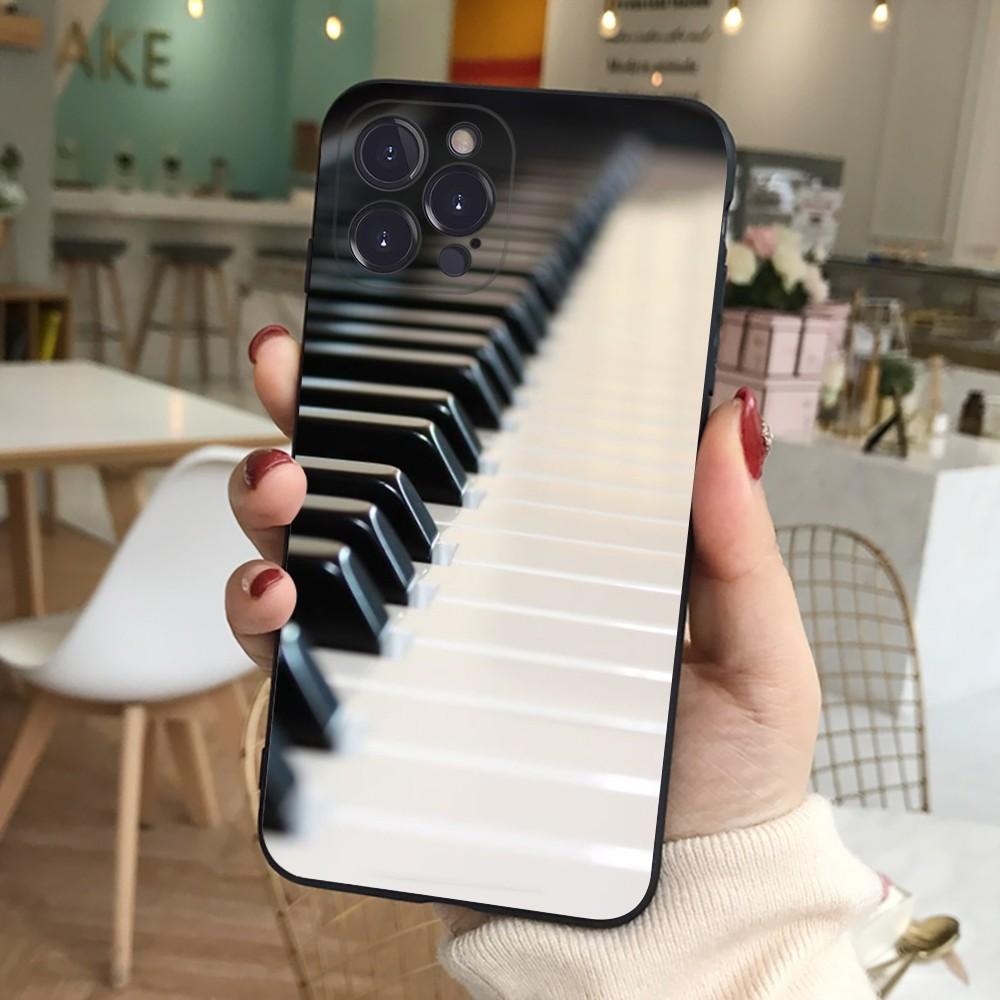 Black White Music Piano Keys Notes Phone Case For IPhone 14 11 12 13 Mini Pro Max 8 7 6 6S Plus X SE 2020 XR XS Funda Case
