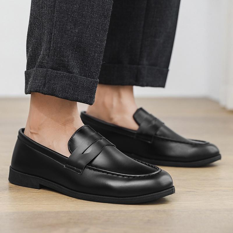 High Quality Men Loafers Comfortable Lightweight Casual Shoes Leather Dress Shoes Slip on Flat Fashion Business Shoes Moccasins