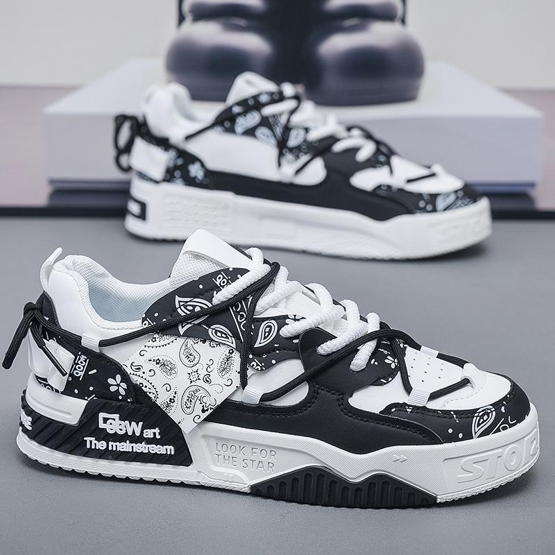 Light luxury men's shoes 2024 popular thick soled versatile sports board shoes for teenagers fashionable breathable casual shoes