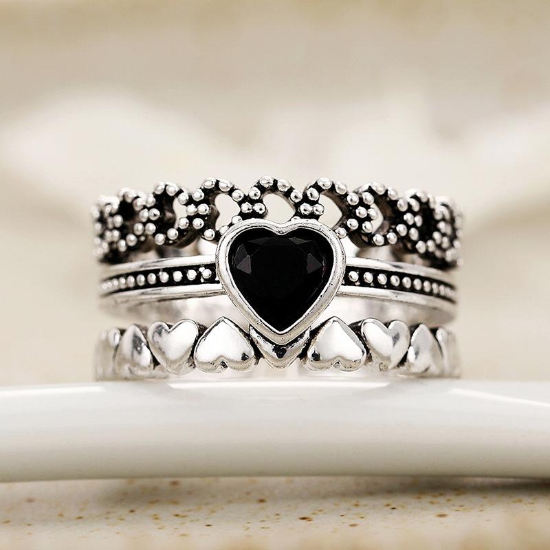 Sweet and Cool Style Ring Female, Love Hollow Heart Shape Old Feeling, Lolita Niche Model