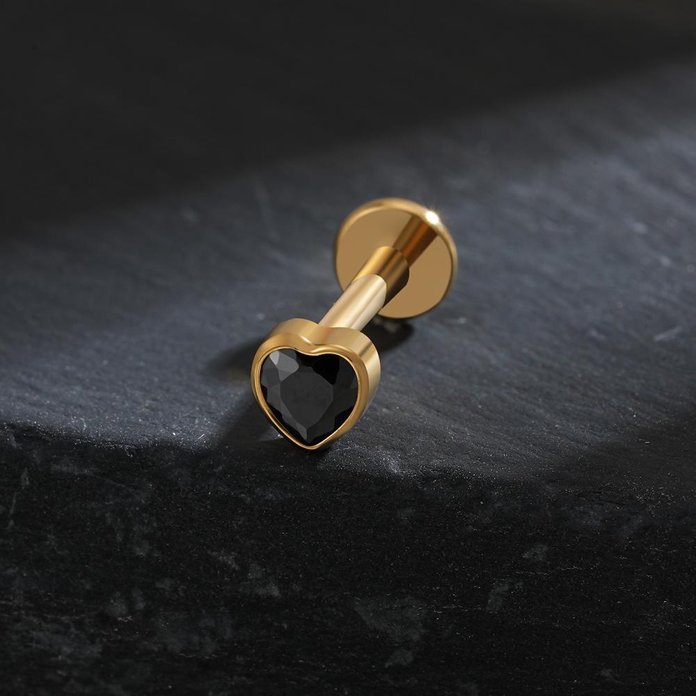 Right Grand ASTM F136 Titanium Heart Shaped CZ Flat Back Labret Stud 16G Garnet Cartilage Helix Ear Piercing Halloween Jewelry