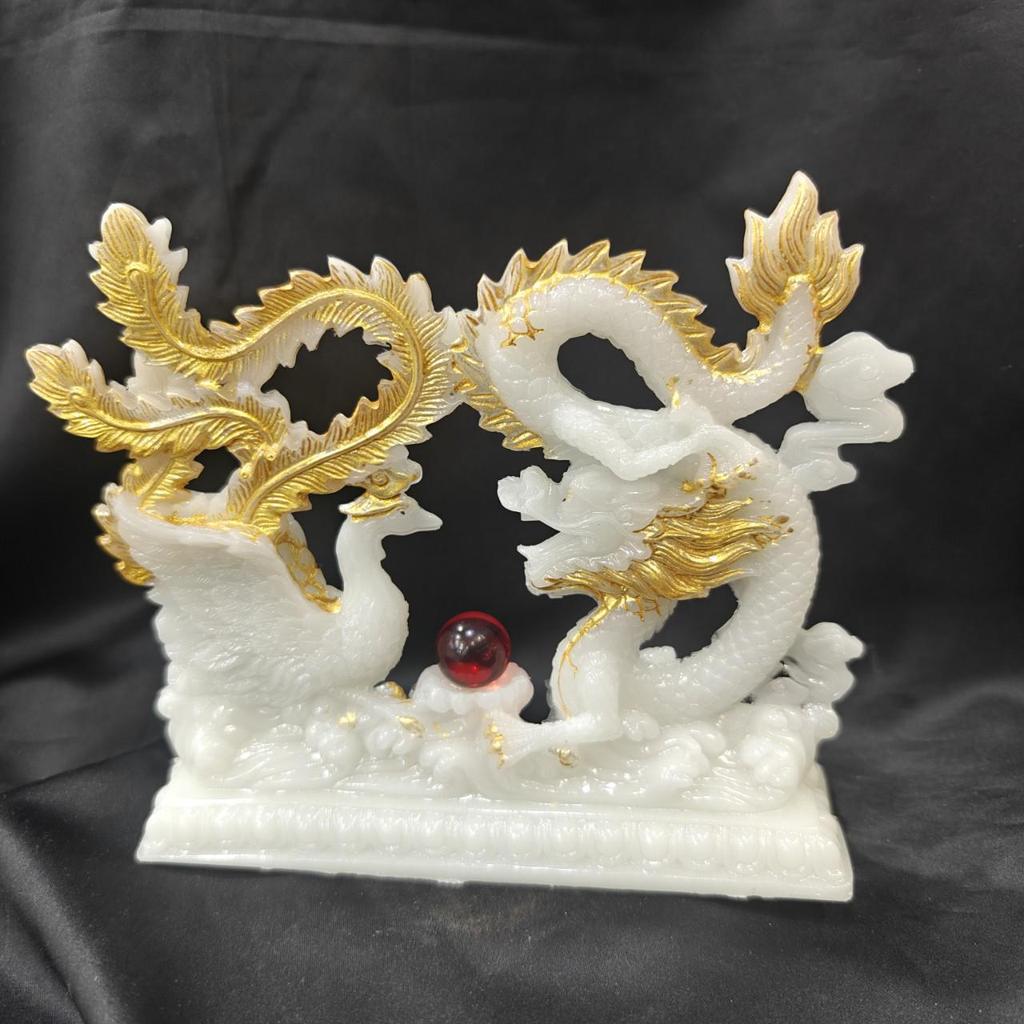 Leuchtende Drachen- und Phönix-Harzornamente