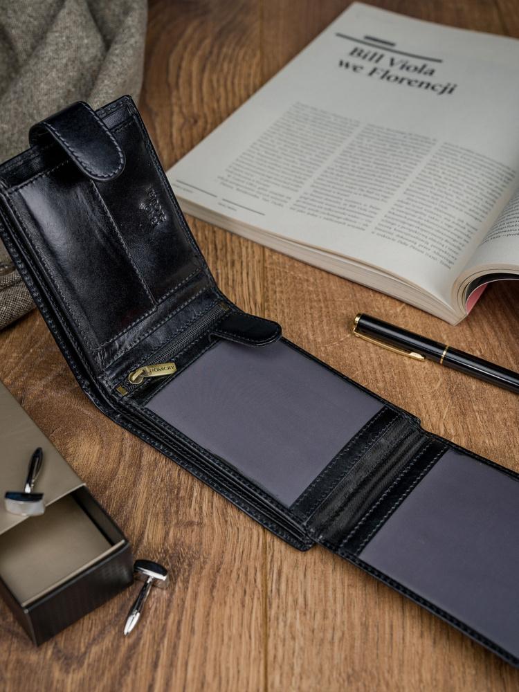 Classic men's leather wallet with RFID closure - Rovicky