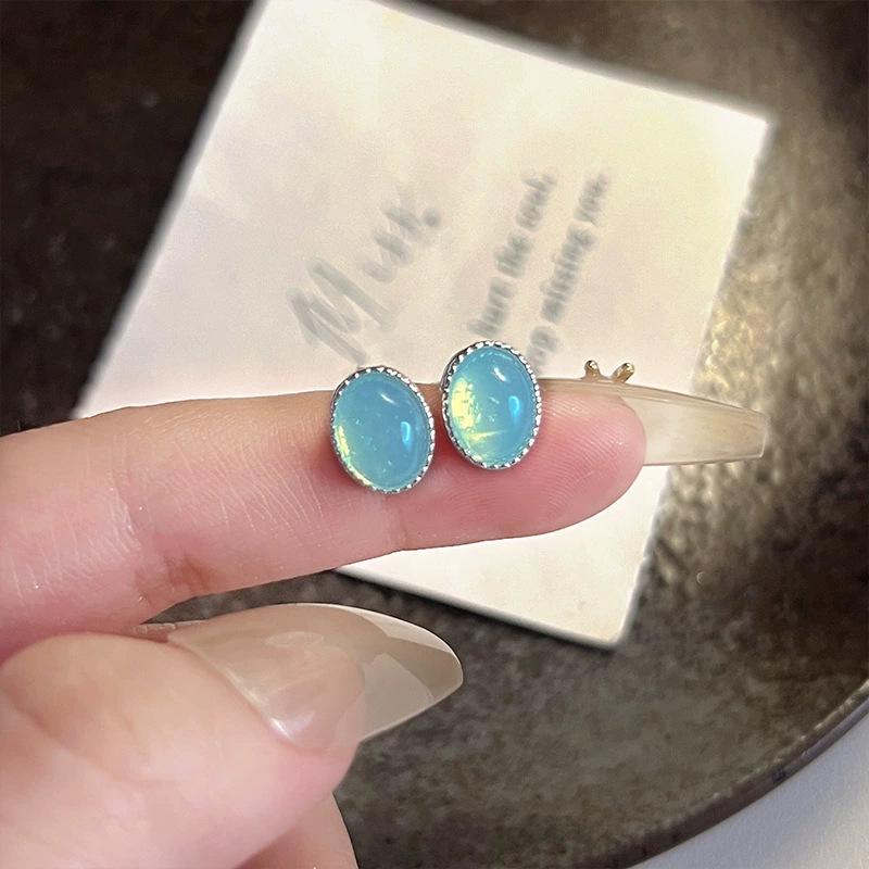 925 Sterling Silver Women's Ear Piercing Earrings - Versatile Cartilage Studs for Comfortable Sleeping