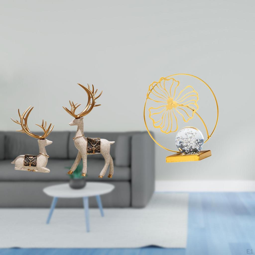 Elegant Reindeer And Iron Figurine Sculpture Decorative Deer Statue Ornament for Living Room Office