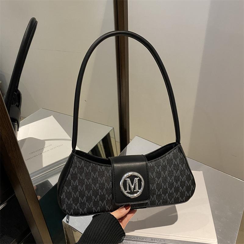 

Versatile niche spring new fashion printing light luxury armpit bag women s trend casual shopping commuter shoulder bag чёрный