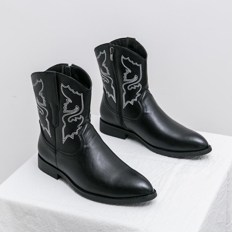 Men's Retro Western High-Top Boots: Large Size, Matte Leather, Pointed Toe, Chunky Heel, Embroidered, Autumn/Winter.