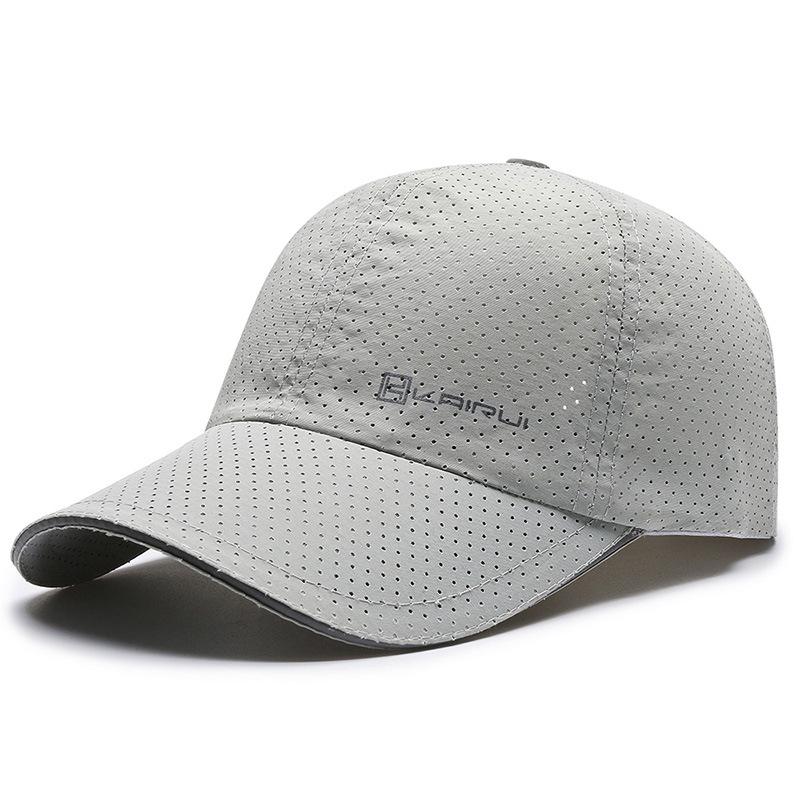 Men's Mesh Quick-Dry Baseball Cap - Breathable Sun Protection with Reflective Sandwich Brim Duckbill Hat.