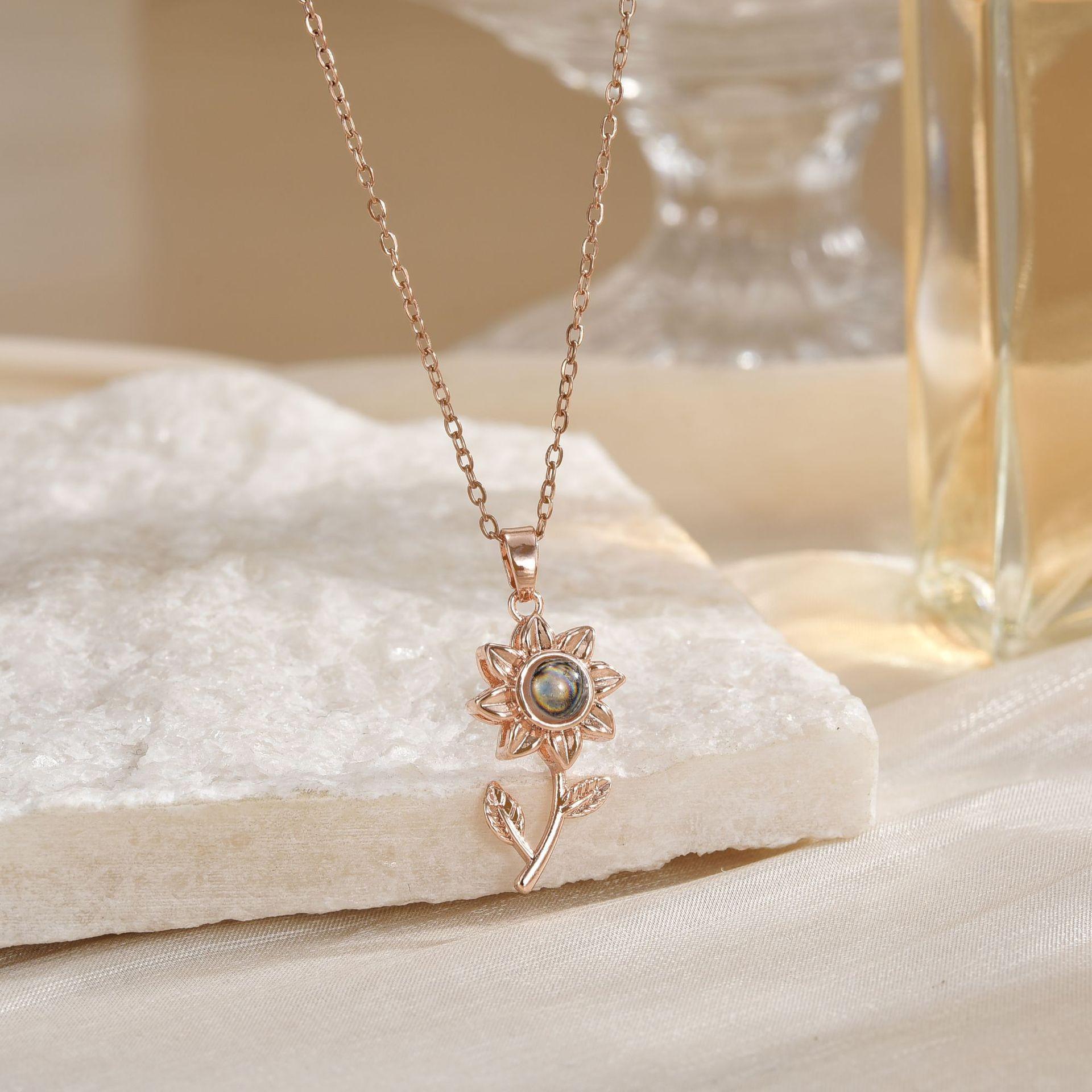100 Languages Sunflower Projection Pendant Necklace - Trendy Romantic European-American Style