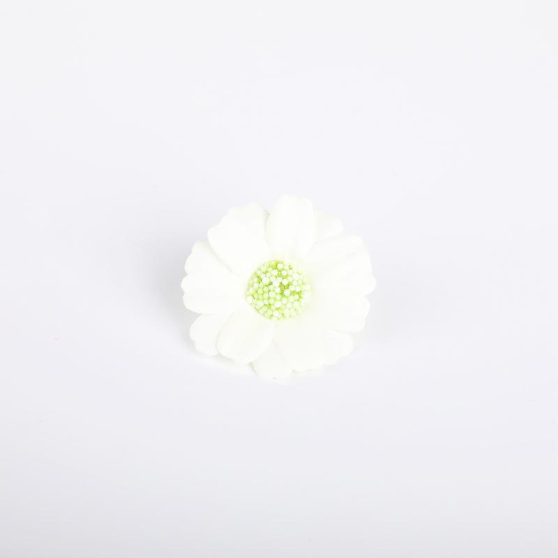 Cheap Artificial Flowers Wedding Decorative Flowers Festival Crafts Gifts Candy Box Fake Small Daisy Home Decoration Accessories