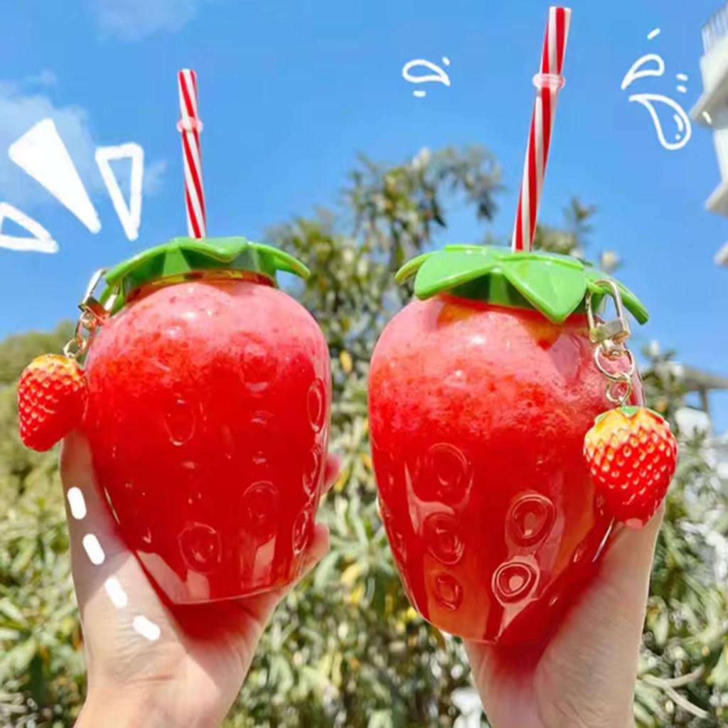 1pc-Strawberry Shaped Children's Straw Mug Clear Strawberry Juice Mug Cold Water Mug Photography Accessories
