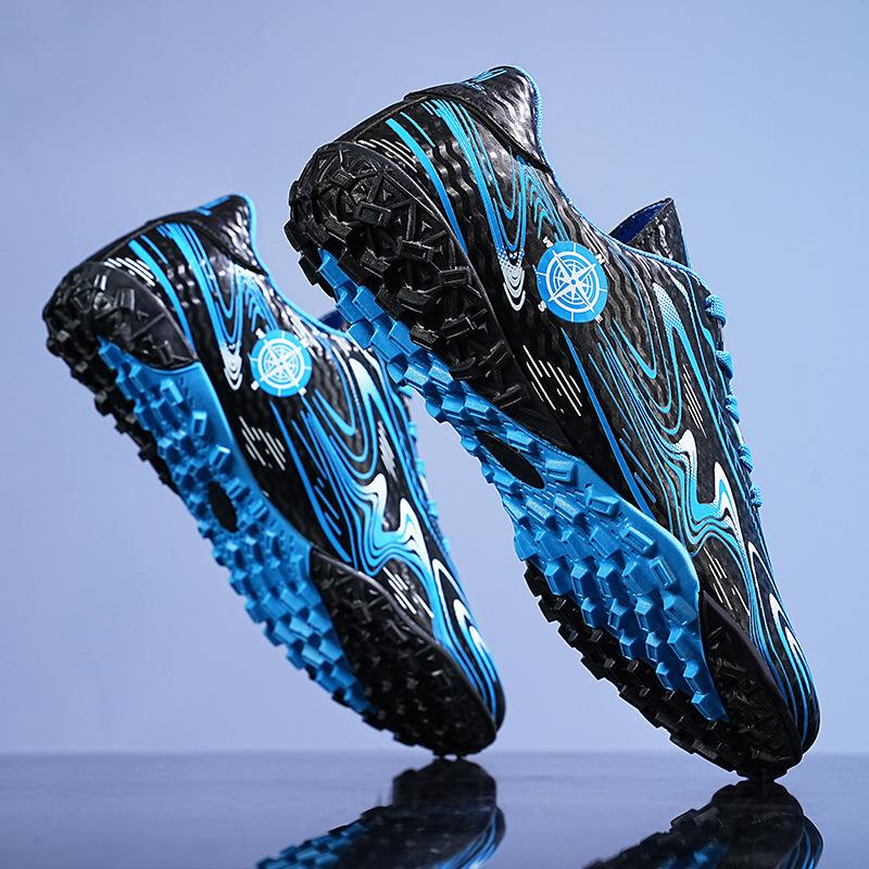 Large size children's spike football shoes male outdoor primary and secondary school students broken shoes training youth sports