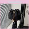 Korean Style Chain Shoulder Bag With Polyester Interior For Street Fashion