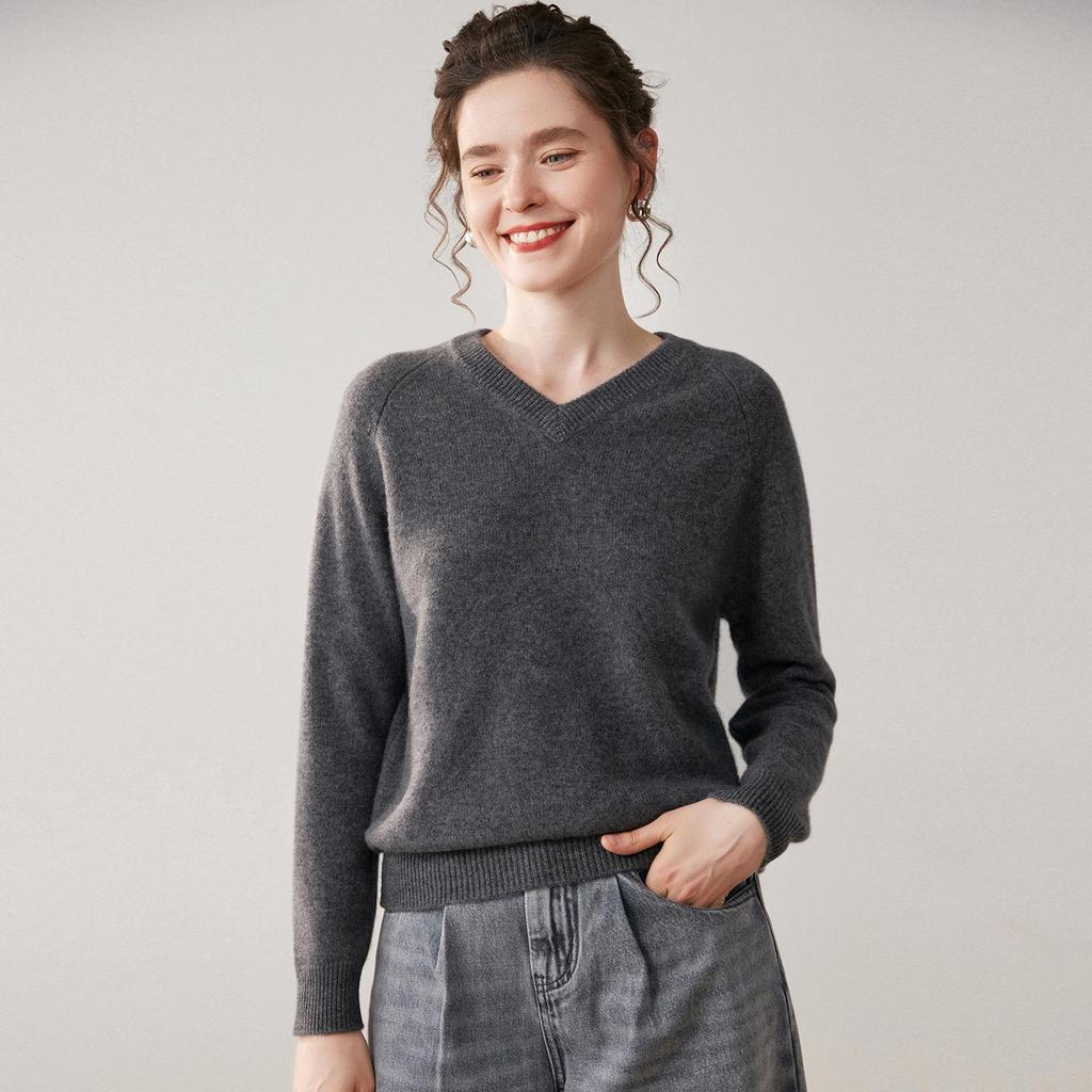 Women's Autumn Winter Cashmere V-Neck Raglan Sleeve Thick Knit Sweater