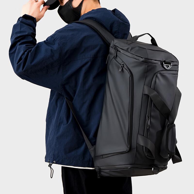 Li Shen Men's Multifunctional Sports Bag
