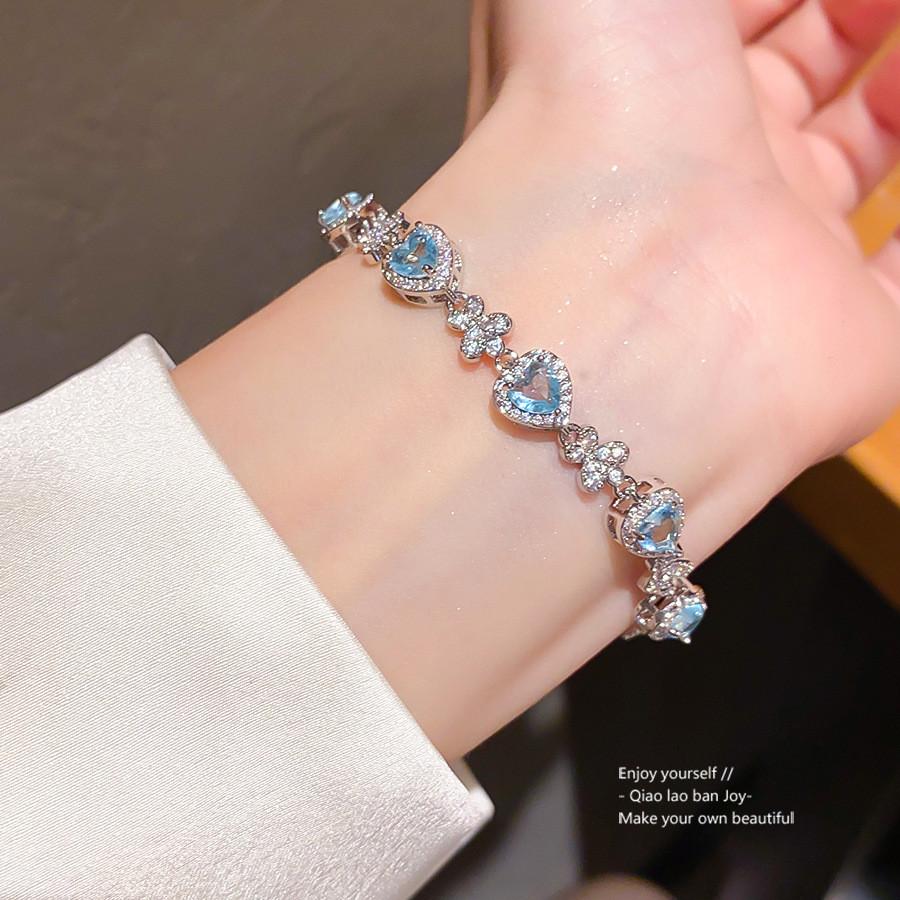 Zircon Flower Cubic Copper Bracelet With Elegant Design For Gift Giving