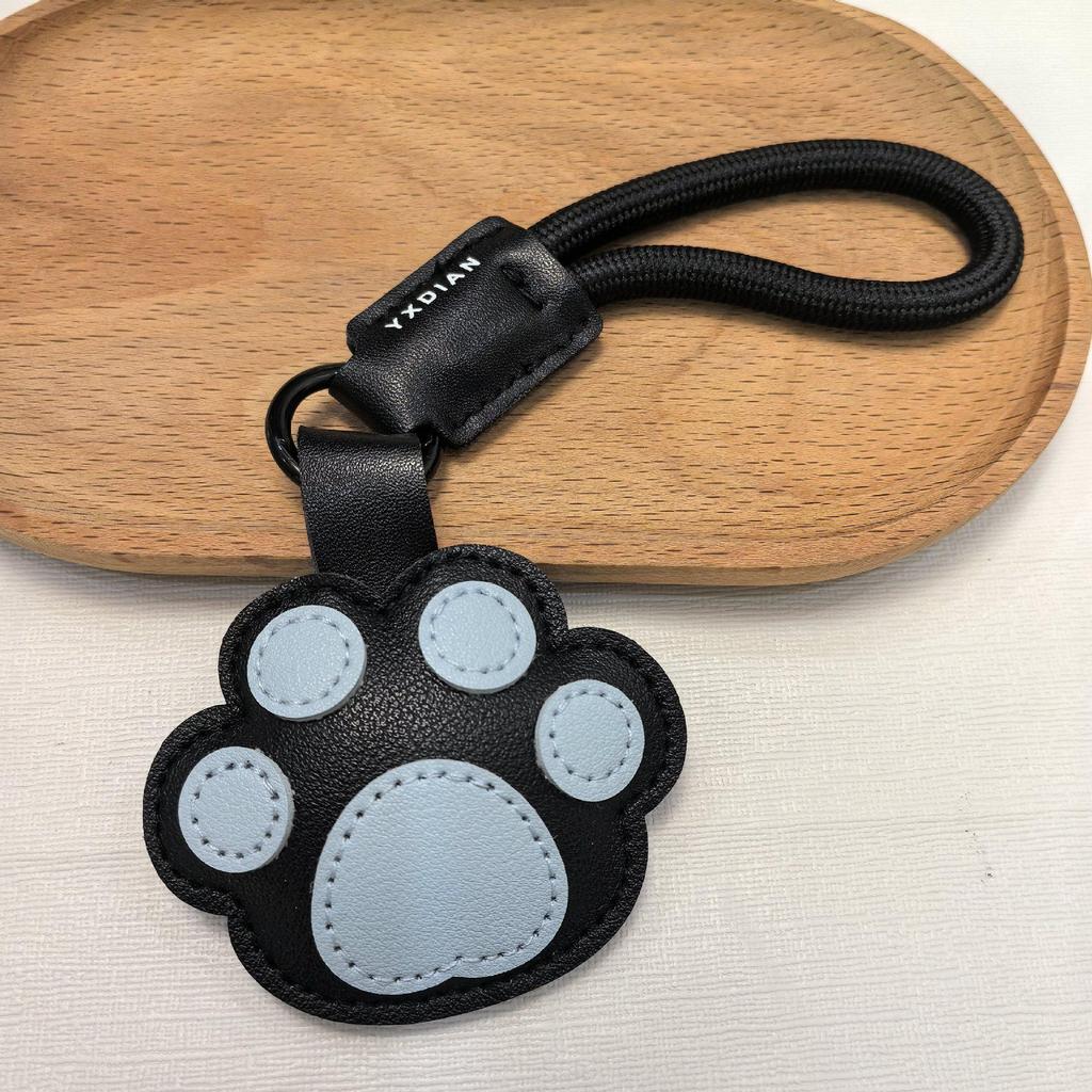 2025 Cute Kitten Paw Keychain: Leather Pendant Backpack Charm & Gift