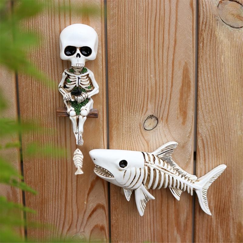 Pack Of 2 Skeleton Angler Shark Figurines Resins Ornaments Wall Mounted Gothic Decors For Interior Or Fish Tanks Theme