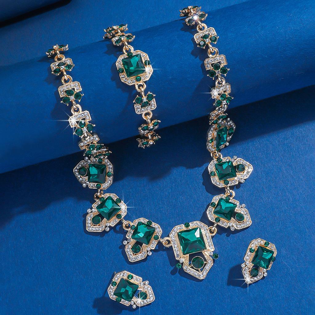 Exaggerated Retro Glass Crystal Collarbone Chain Temperament Popular Gemstone Water Drop Necklace Jewelry Set