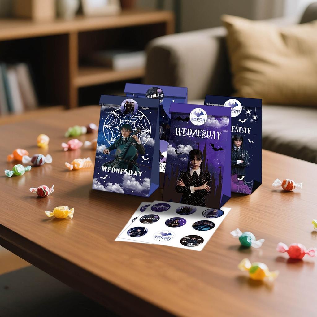 Bag Flat Mouth Gift Bag Sticker Four Styles Eight Patterns 12 Paper Bags 18 Stickers Holiday Gift Bags