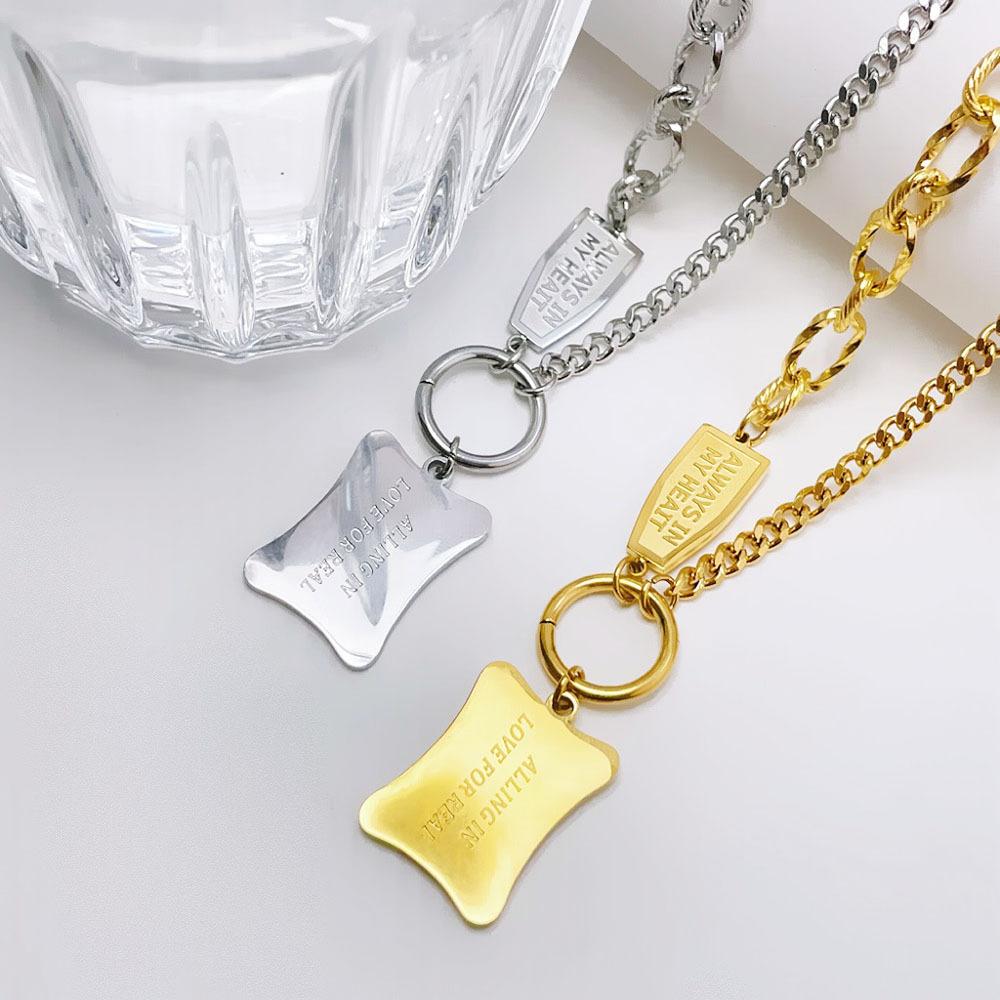 Fashion Design Hip-Hop Square Necklace Exaggerated Personality Temperament Titanium Steel Collarbone Chain Does Not Fade Versatile