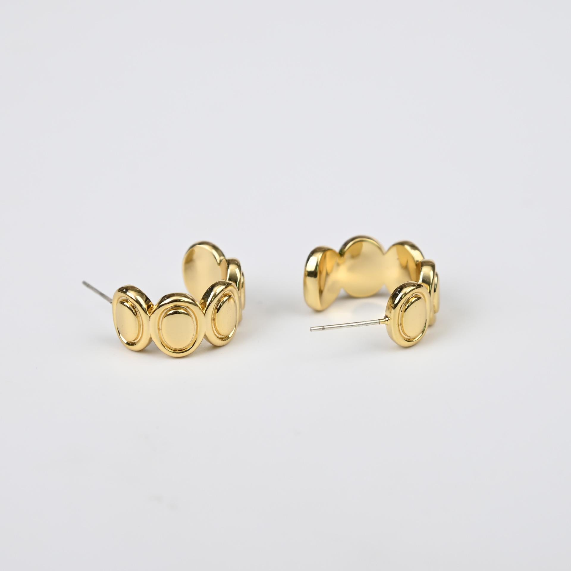 

New K-plated high color retention art stud earrings light luxury high-end geometric zircon earrings fashionable simple earrings women