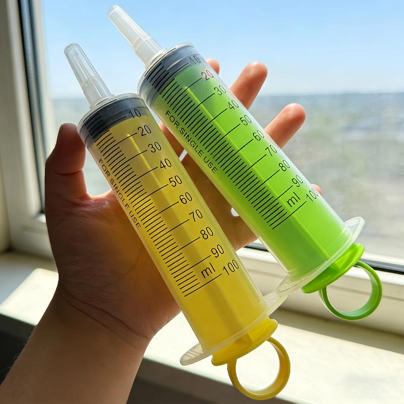 Plastic Syringe Shooters 100ml Accurate Clear Marks Safe Prank Toys for Halloween Club Themed Celebrations
