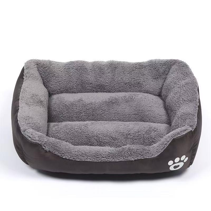 Universal Four Seasons Pet Bed: Warm Winter Nest for Cats & Dogs, All Sizes