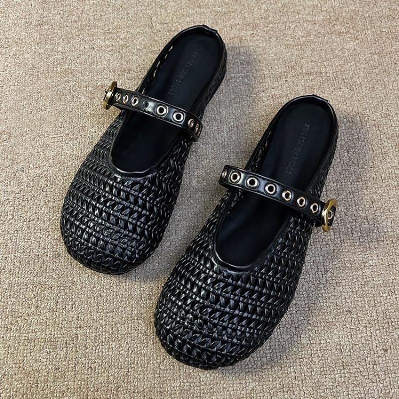 

Fashion Hollow Baotou 2025 Sandals Summer New Breathable Going Out Flat Slip Lazy Light Slippers 40