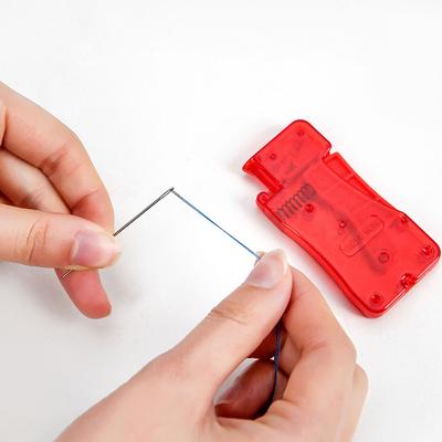 1PC Auto Needle Threader DIY Hand Sewing Threader Quick Needle Introducer Tools For DIY Sewing Accessories