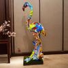 Graffiti Flamingo Skulptur Tierstatue Kunstfigurine Heimdeko für Wohnzimmer Schlafzimmer Bücherregal TV-Schrank Schreibtischdeko