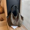 Retro Bag Women's Large-capacity Autumn and Winter New Casual Shoulder Bag Women's Commuting Tote Bag