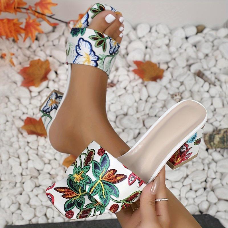 Embroidered open-toed high-heeled square-headed slippers women's large-size thick-heeled fashion cool slippers y